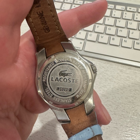 Lacoste Watch (3520D Sports Watch) (needs new battery) - Picture 7 of 10